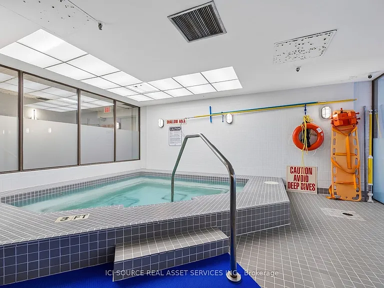 7601 Bathurst St #1003 — Photo 33