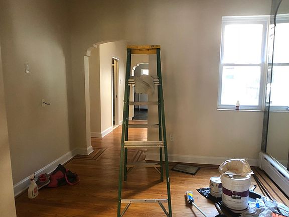3rd image of 1920 E Passyunk Ave #1R