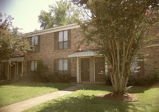 1st image of 124 Logan Dr #C