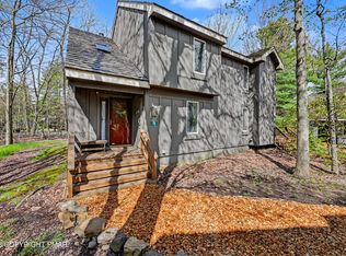 33 Elevator, Lake Harmony, PA 18624