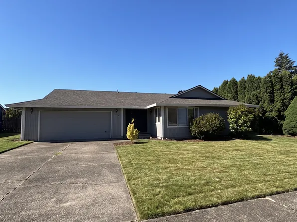 408 Pinehurst Dr, Newberg, OR 97132
