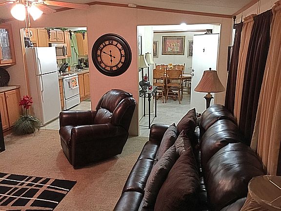 5th image of 138 Backwoods Dr