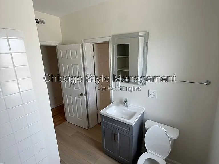 7833 S Colfax Ave #3S — Photo 17