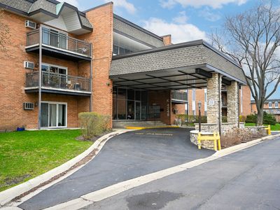 4248 Saratoga Ave APT 308, Downers Grove, IL, 60515