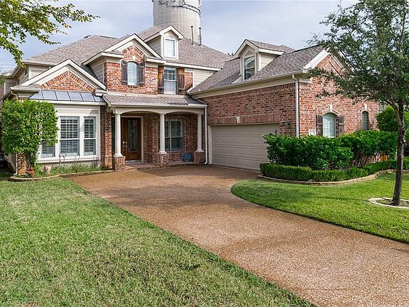 2nd image of 912 Idlewild Ct