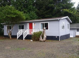 1023 S Harbor St, Rockaway Beach, OR