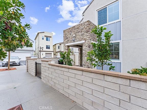 5th image of 511 Sparrowhawk Way