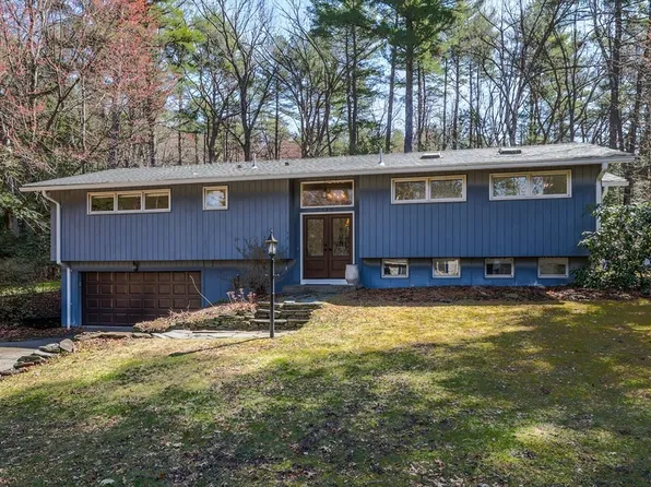 148 Aubinwood Rd, Amherst, MA 01002