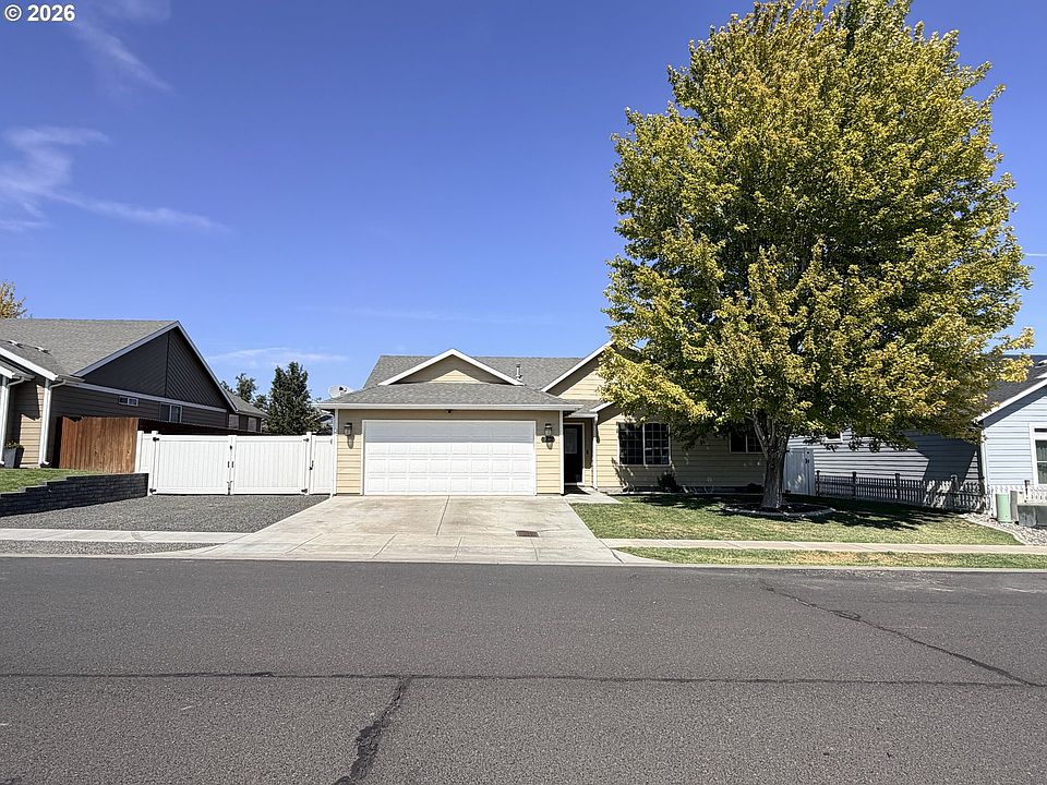 1st image of 730 W Sandpiper Ave