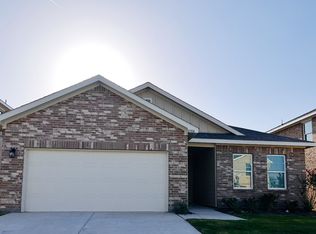 8304 Stovepipe Dr, Fort Worth, TX 76179