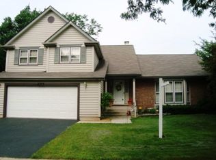 877 Naperville Plainfield Rd, Naperville, IL 60540