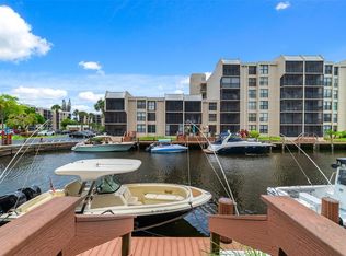 12 Royal Palm Way #1030, Boca Raton, FL 33432