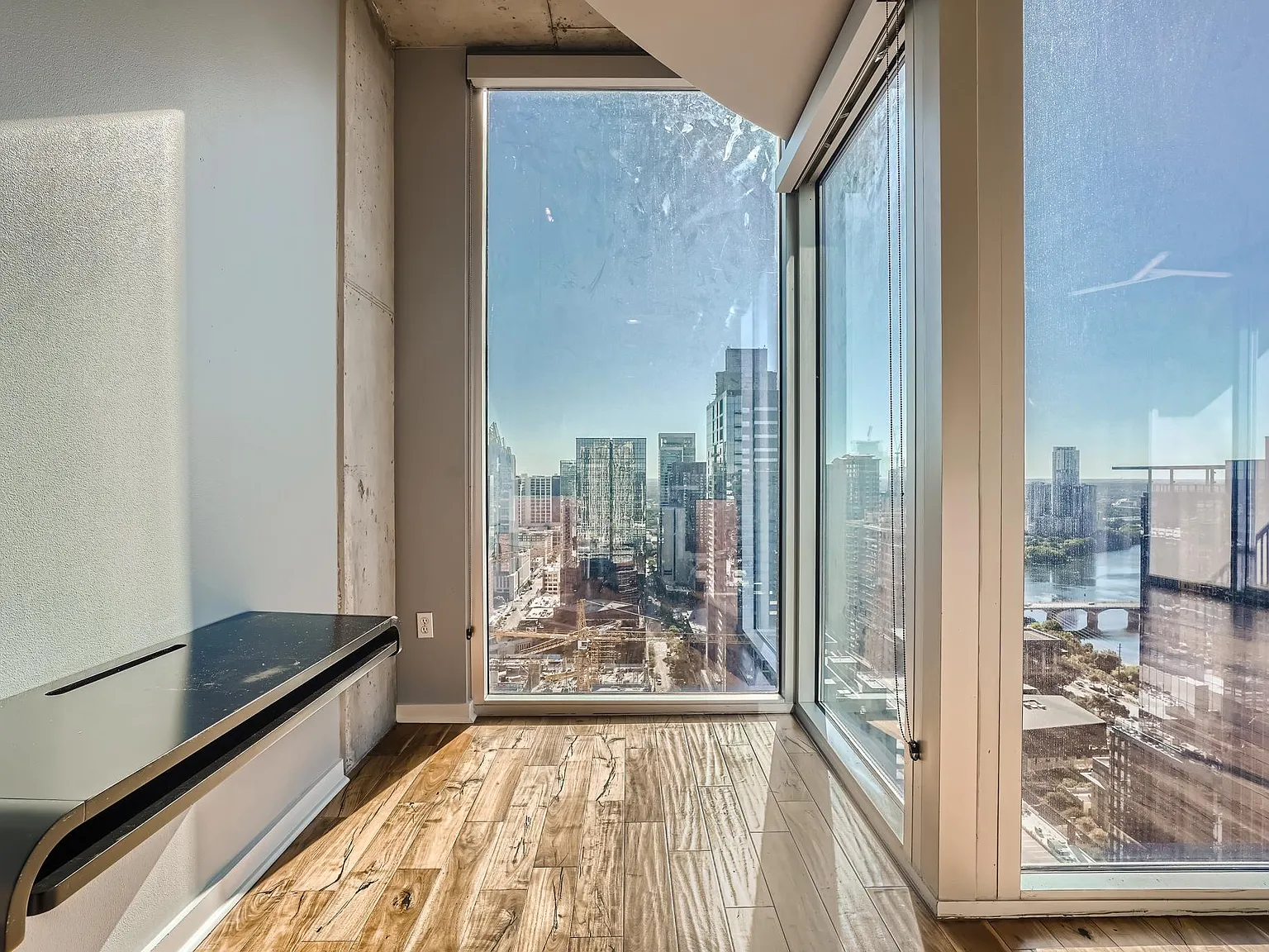 1 bed, 801 sqft, $3,250 — Photo 1