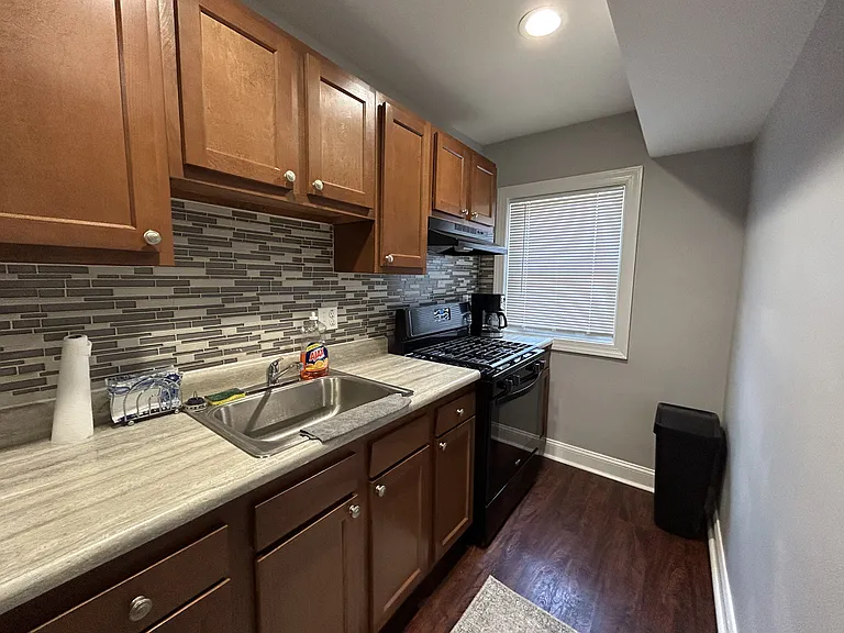 1625 Spruce St #2 — Photo 9