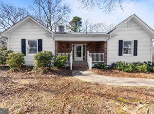 59 W Wright St, Winder, GA 30680