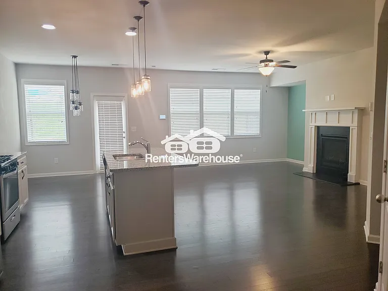 1761 Orange Grove Pl — Photo 13