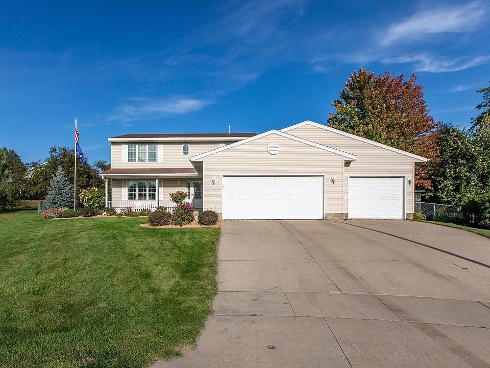 1st image of 4422 Surrey Ln NW