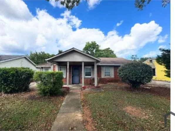 3016 33rd Ct N, Birmingham, AL 35207