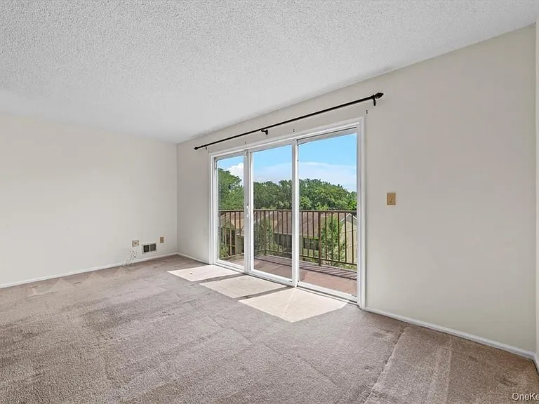 6 Cumberland Ct — Photo 7
