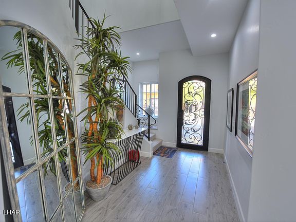 3rd image of 8511 Riverview Dr #13