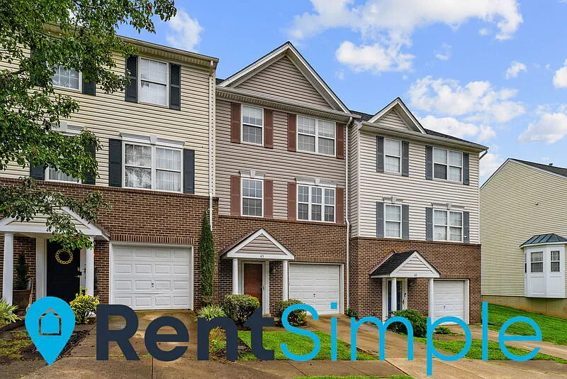 3 bed, 3.0 bath, 1452 sqft, $2,495 — Photo 3