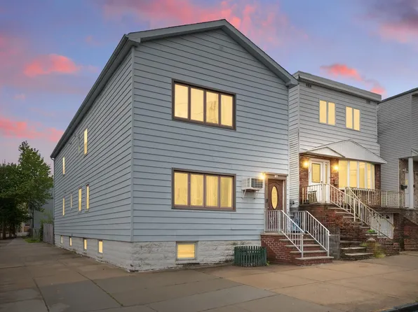 92 E 25th St, Bayonne, NJ 07002