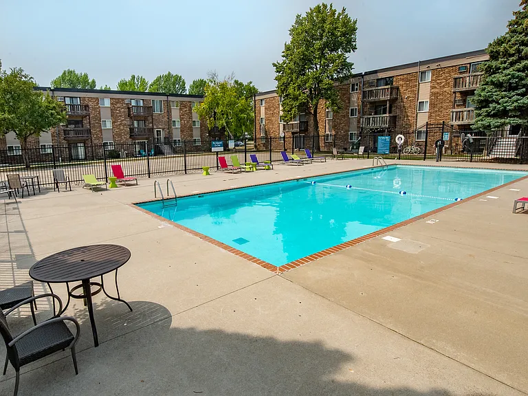 Forest Park Apartments — Photo 32