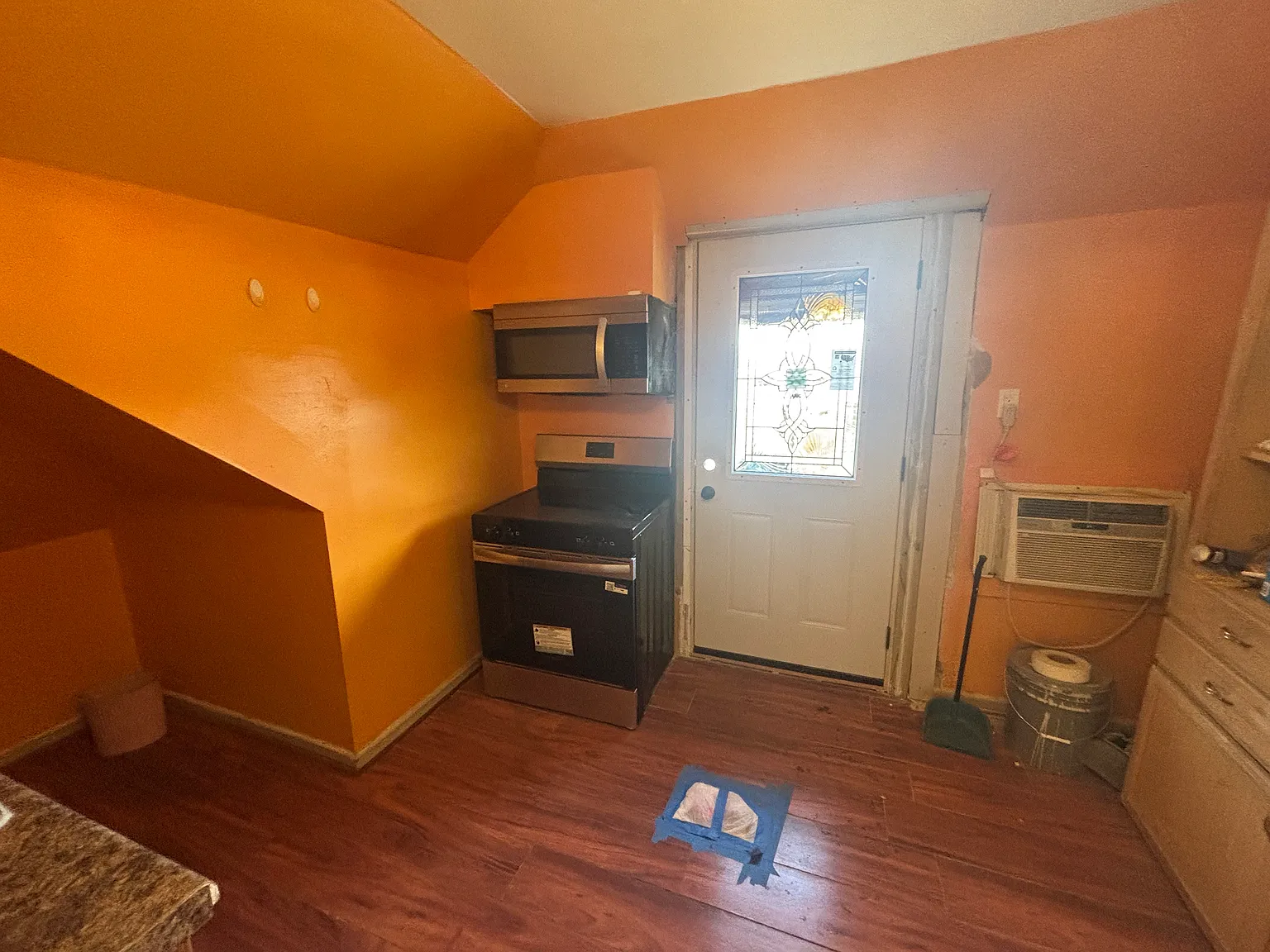 2 bed, $1,650 — Photo 1
