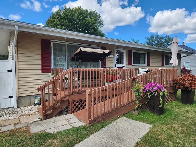 37351 Susan St — Photo 30