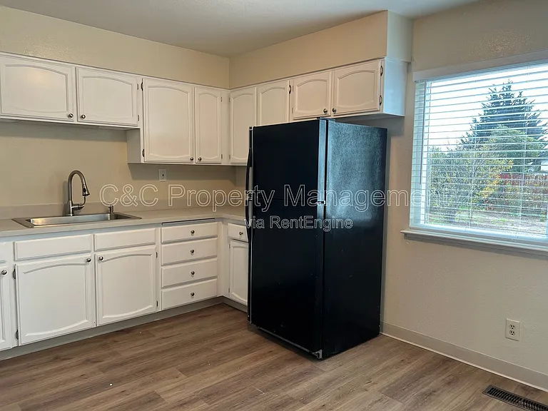 478 Crivello Rd — Photo 6