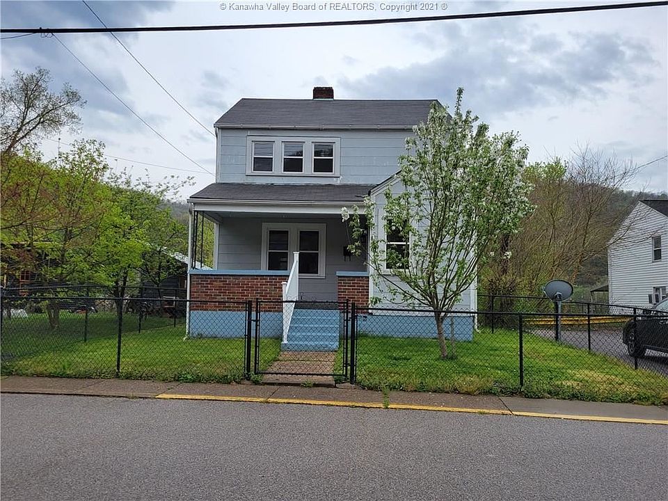 1st image of 802 E Riverview Dr