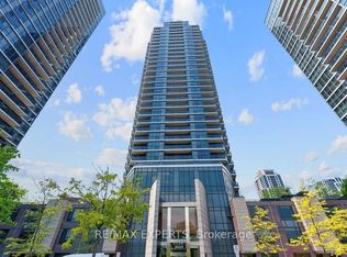 5 Valhalla Inn Rd #1110, Toronto, ON M9B0B1