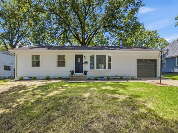 6101 W 76th St, Prairie Village, KS 66208
