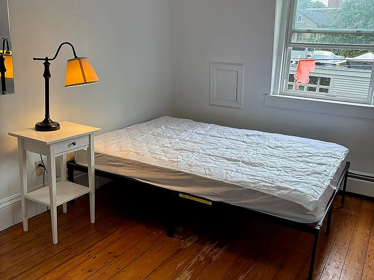 211 Williams St #2 — Photo 1