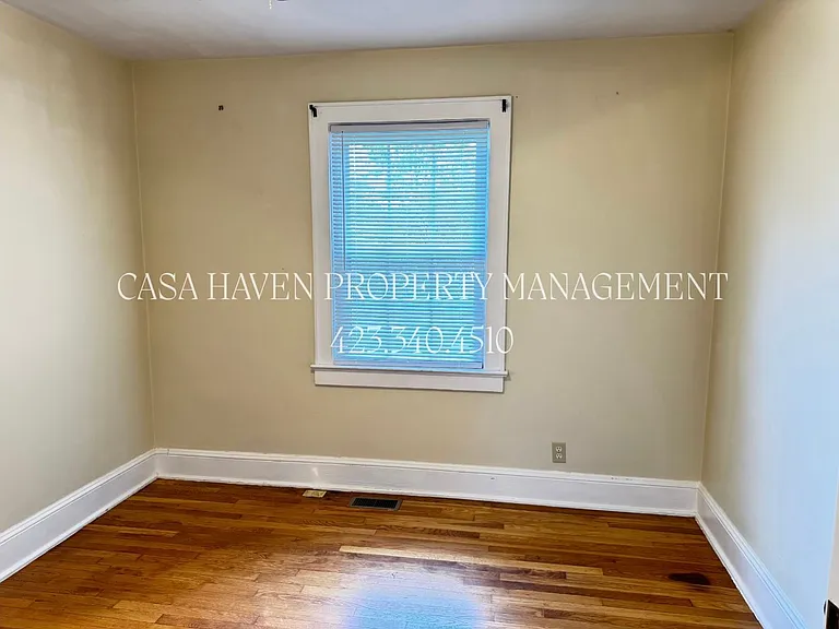 302 W Pine St #2 — Photo 10
