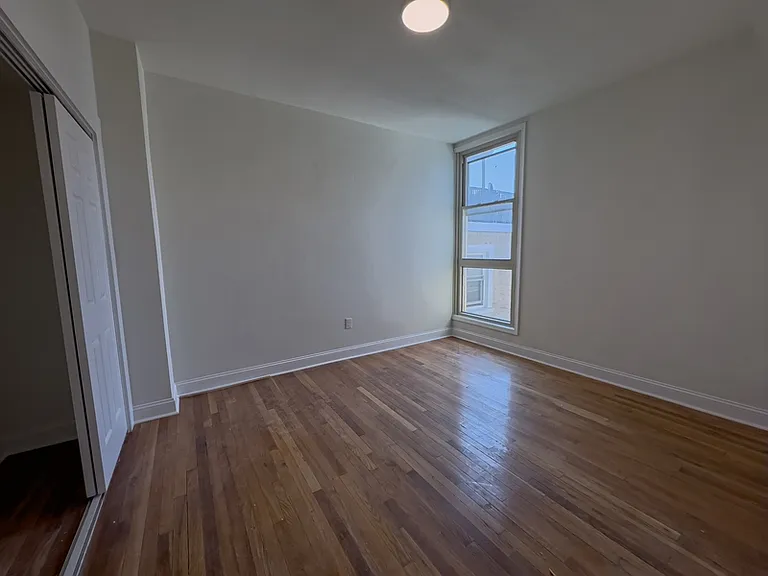 1934 Green St #3 — Photo 34