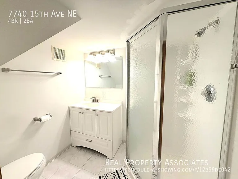 7740 15th Ave NE — Photo 15