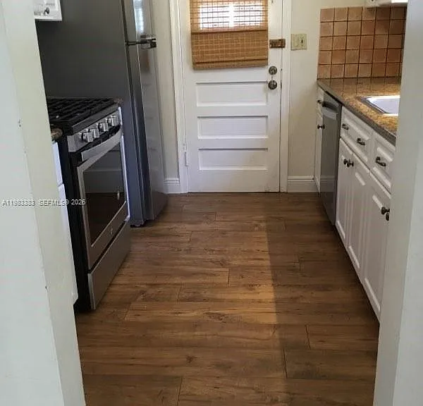 8927 Hawthorne Ave — Photo 22