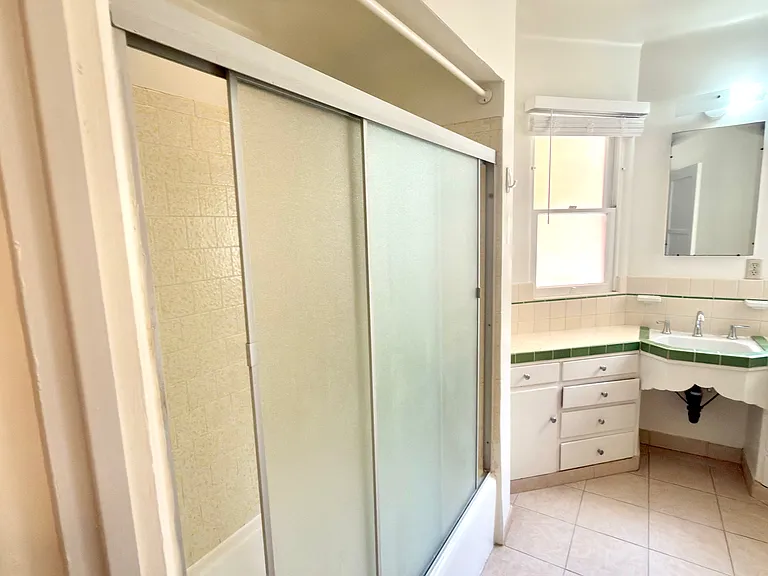 1700 Don Carlos Ave #A — Photo 11