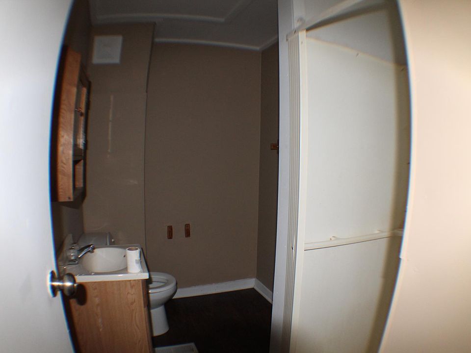 2nd image of 235 S Main St #2