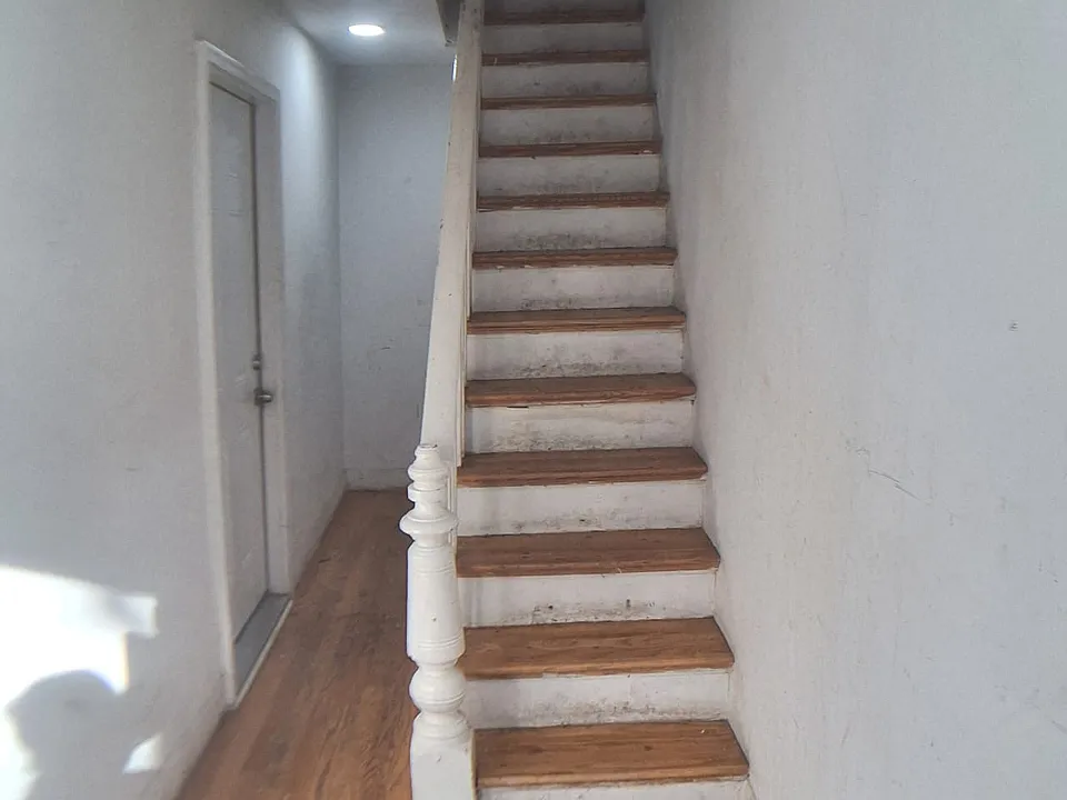 141 S William St #2