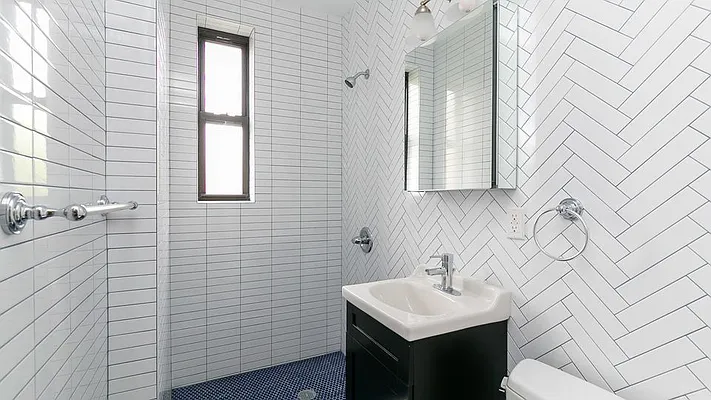 Rented by Avenues Real Estate | media 5