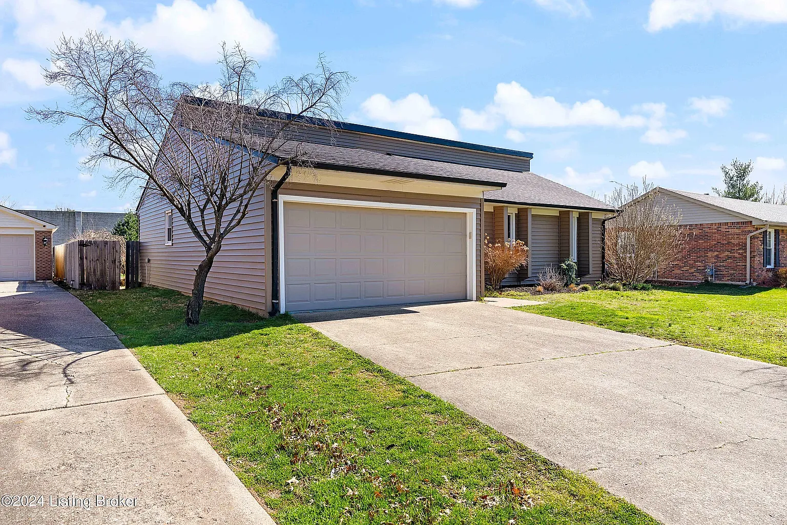 1013 Clerkenwell Rd — Photo 4