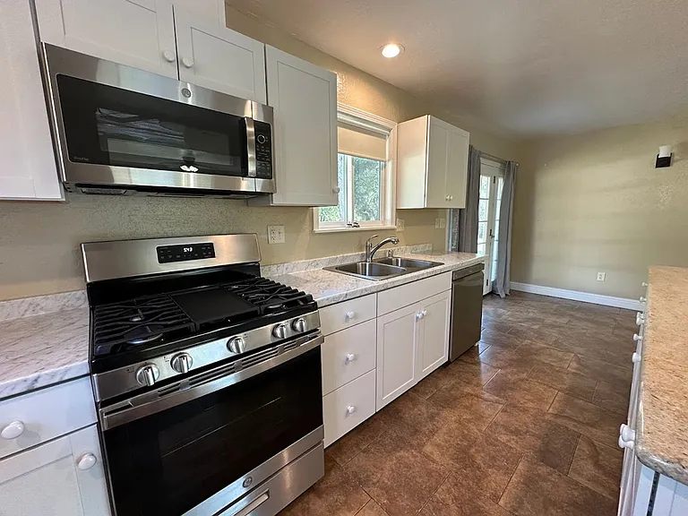 10964 Rainbow Lake Rd — Photo 10