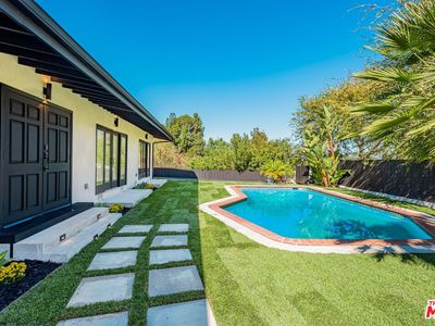 3817 Weslin Ave, Sherman Oaks, CA, 91423