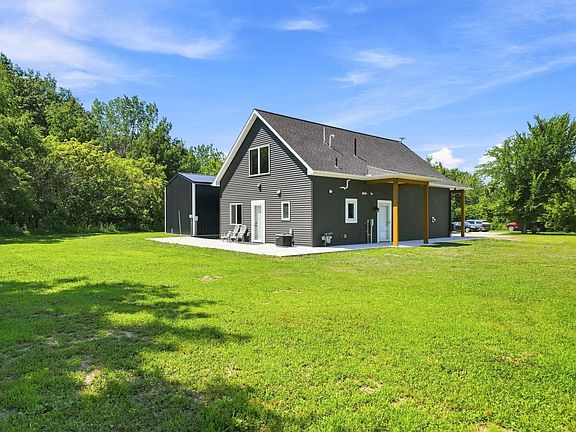 3rd image of 6685 Fairfax Way