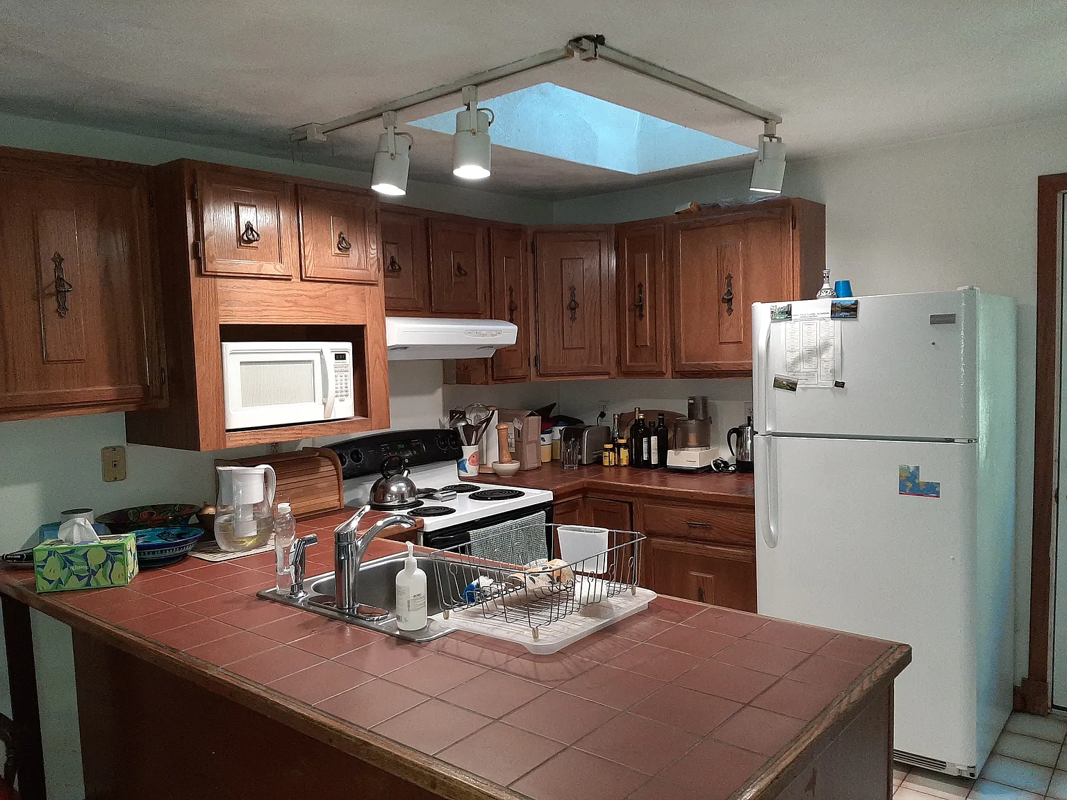 2 bed, 928 sqft, $1,700 — Photo 3