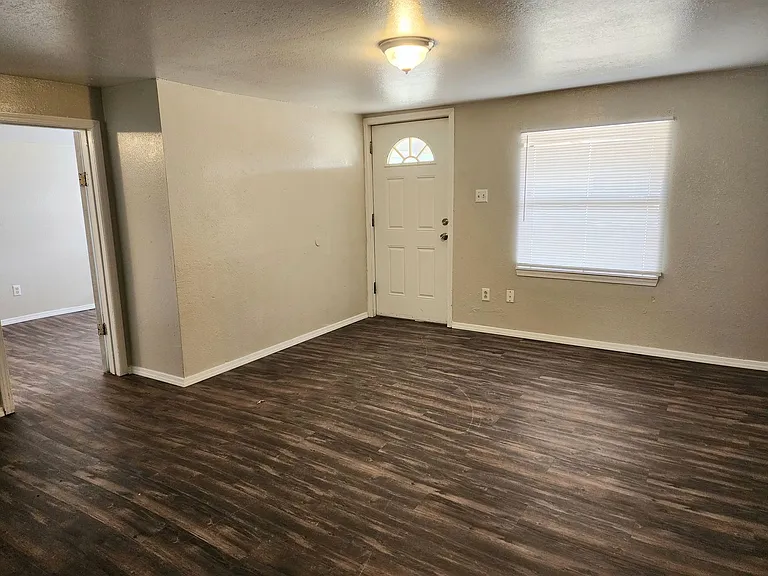 905 N Avenue K #907 — Photo 3