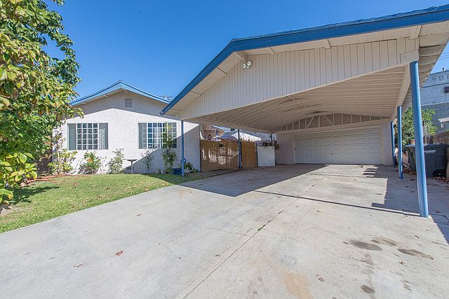 1st image of 11604 Hollyview Dr