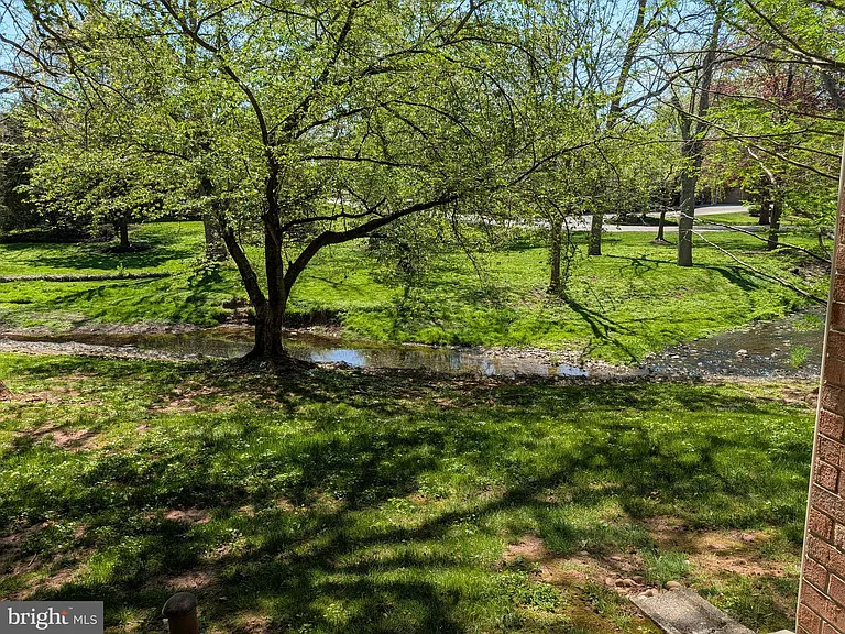 214 Stonybrook Dr #214 — Photo 6